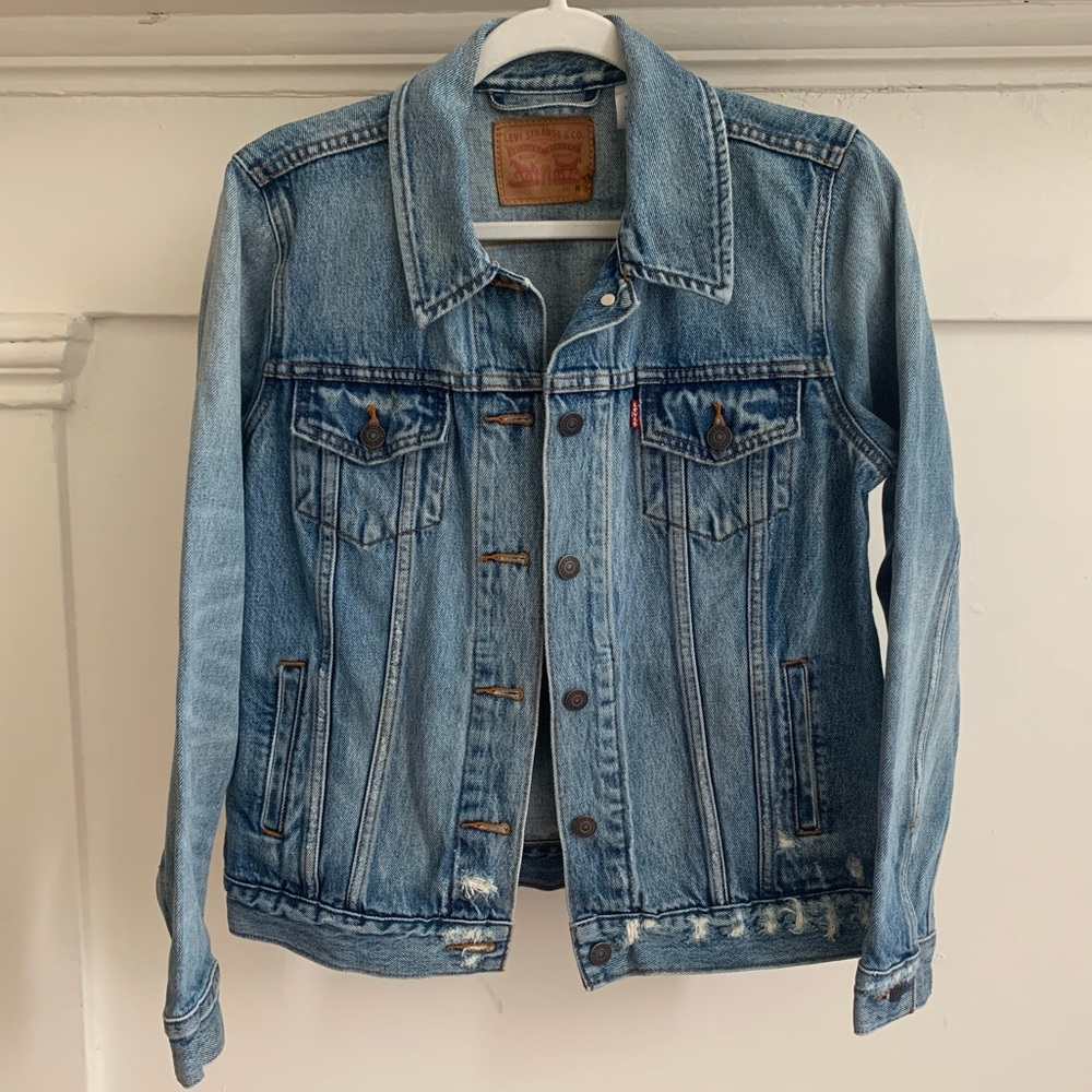 Levi’s trucker denim jean jacket women’s Sz Medium